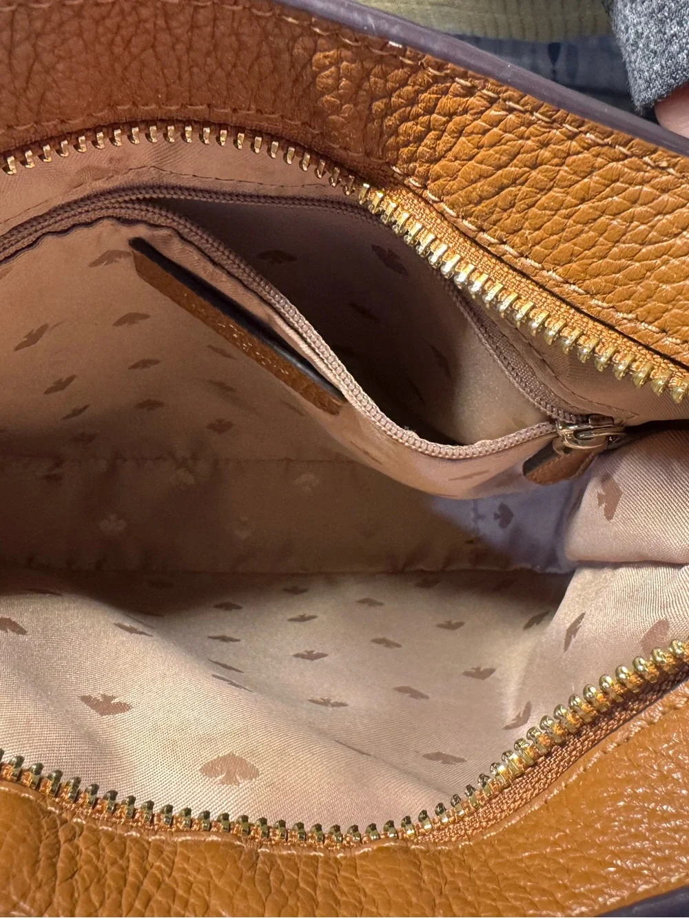 Kate Spade S338 Pebbled Leather Cognac Crossbody Bag Adjustable Strap